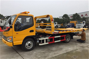 崇信哪里有拖车服务